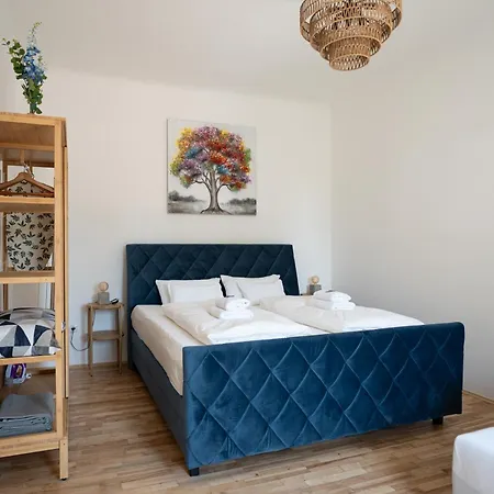 Js Deluxe Apartamento *